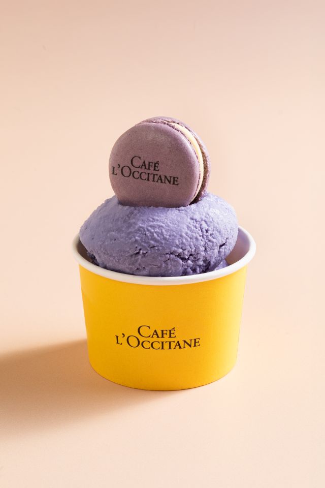 آيس كريم مقهى L’Occitane بطابع صيفي