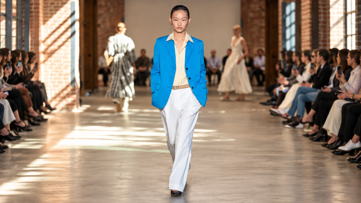 مجموعة Calvin Klein لربيع 2027 في نيويورك.. مفهوم البساطة الأميركية