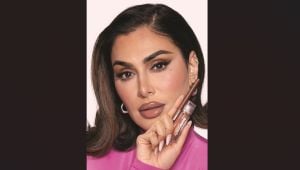 "Lip Contour Stain" من هدى بيوتي بتقنية "الدمج باللعاب"