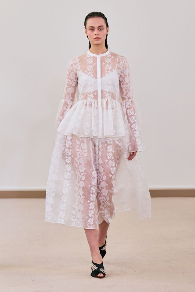 جيامباتيستا فاللي ربيع وصيف 2026 Giambattista Valli