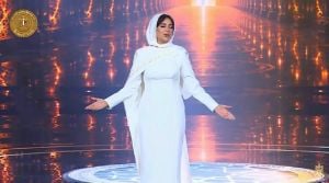 هبة مجدي تشارك بالغناء في احتفالية المولد النبوي والسيسي يطمئن عليها (فيديو)