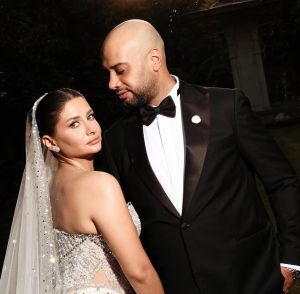 حاتم صلاح ينشر صوره الأولى مع مولوده الأول ويوضح سبب اختيار اسم فريد