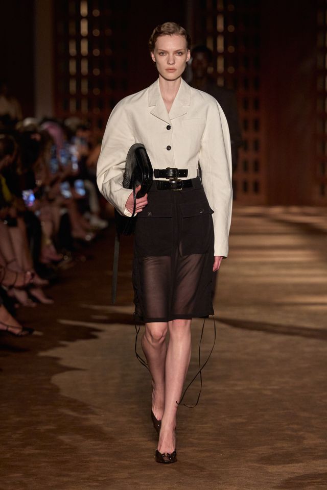 من مجموعة أزياء  Ferragamo لربيع وصيف 2027