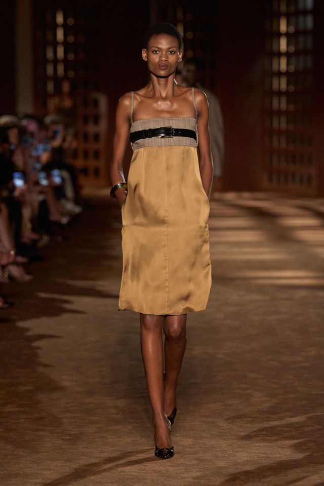 من مجموعة أزياء  Ferragamo لربيع وصيف 2027