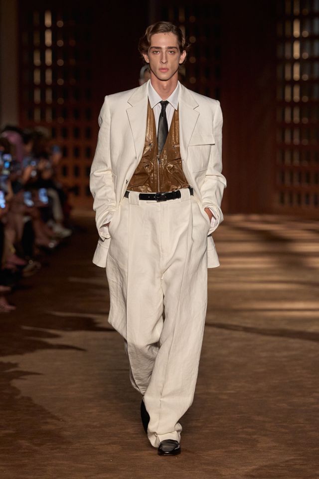 من مجموعة أزياء  Ferragamo لربيع وصيف 2027