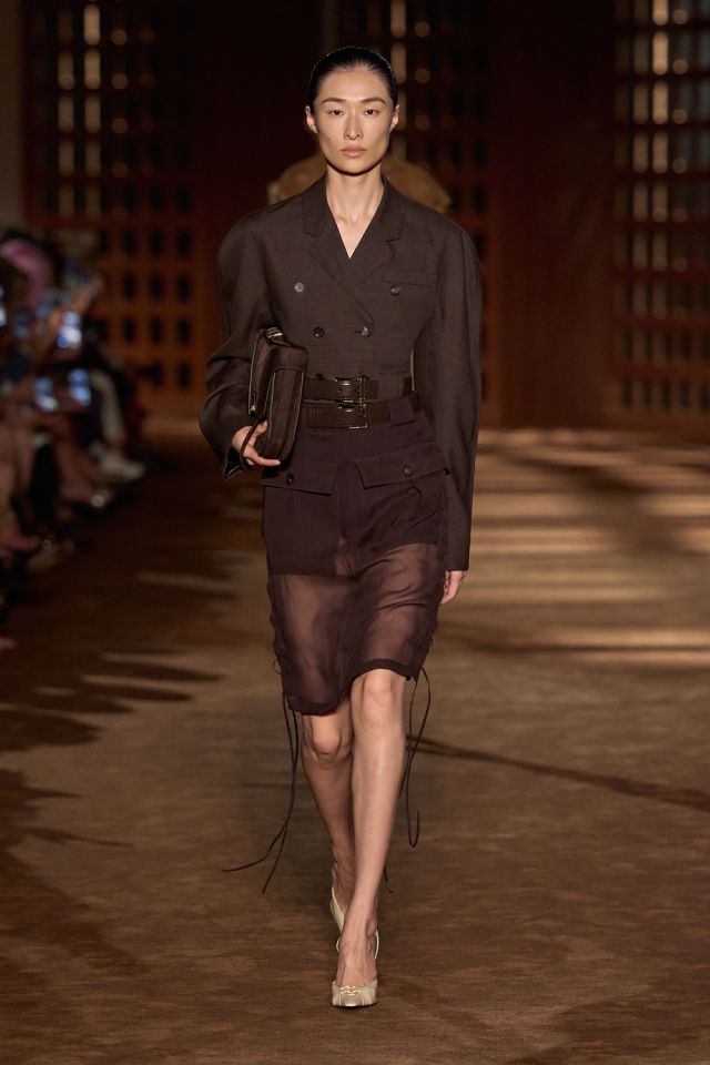 من مجموعة أزياء  Ferragamo لربيع وصيف 2027