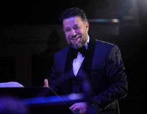 محمد الموجي يفجّر مفاجأة: العائد المادي وراء اعتذار النجوم عن "الموسيقى العربية" (فيديو)