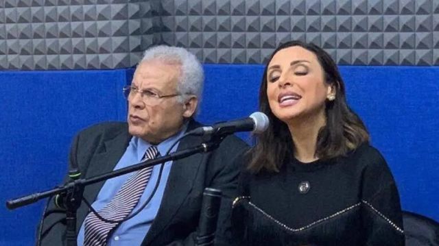 زوجة والد أنغام تكشف حالته الصحية: طاقم طبي لمتابعته في المنزل