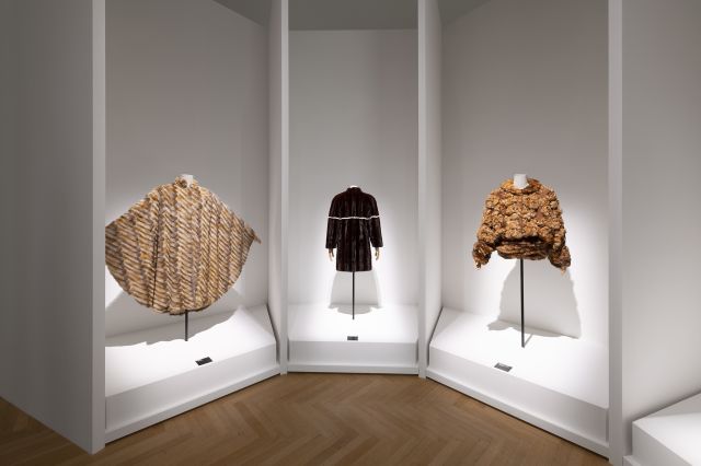 معرض FENDI GNAMC 2026 يحتفي بجمال الحِرفية والإبداع