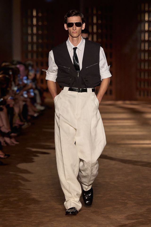 من مجموعة أزياء  Ferragamo لربيع وصيف 2027