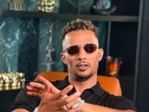 من أحمد مراد إلى مي عمر... اعتذارات النجوم عن "عشماوي" تهدّد المشروع