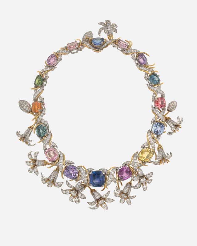 Tiffany & Co. تُحيي 10,000 قطعة ووثيقة أصلية للمصمم جان شلومبرجيه