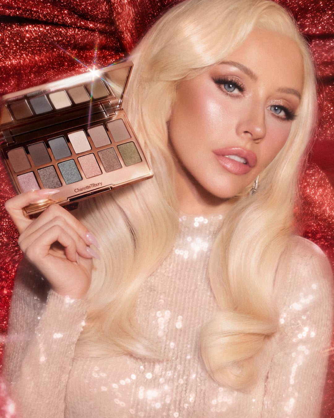 لوحة ظلال العيون Christina Aguilera من شارلوت تلبوري لموسم العطلات 2026