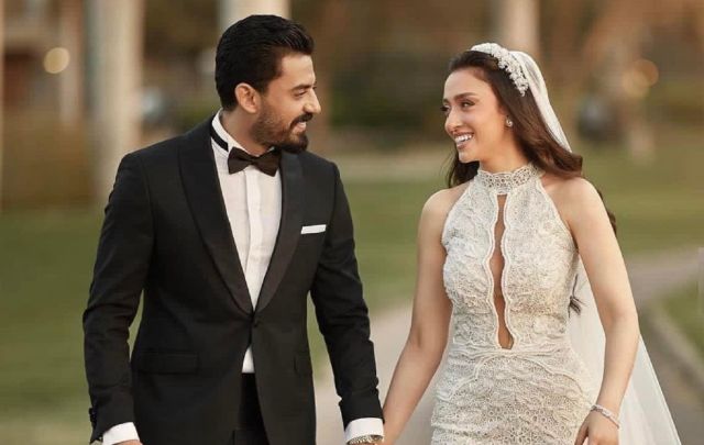 نجاة إسلام جمال وزوجته من اعتداء صادم تحت تهديد السلاح وأول تعليق له