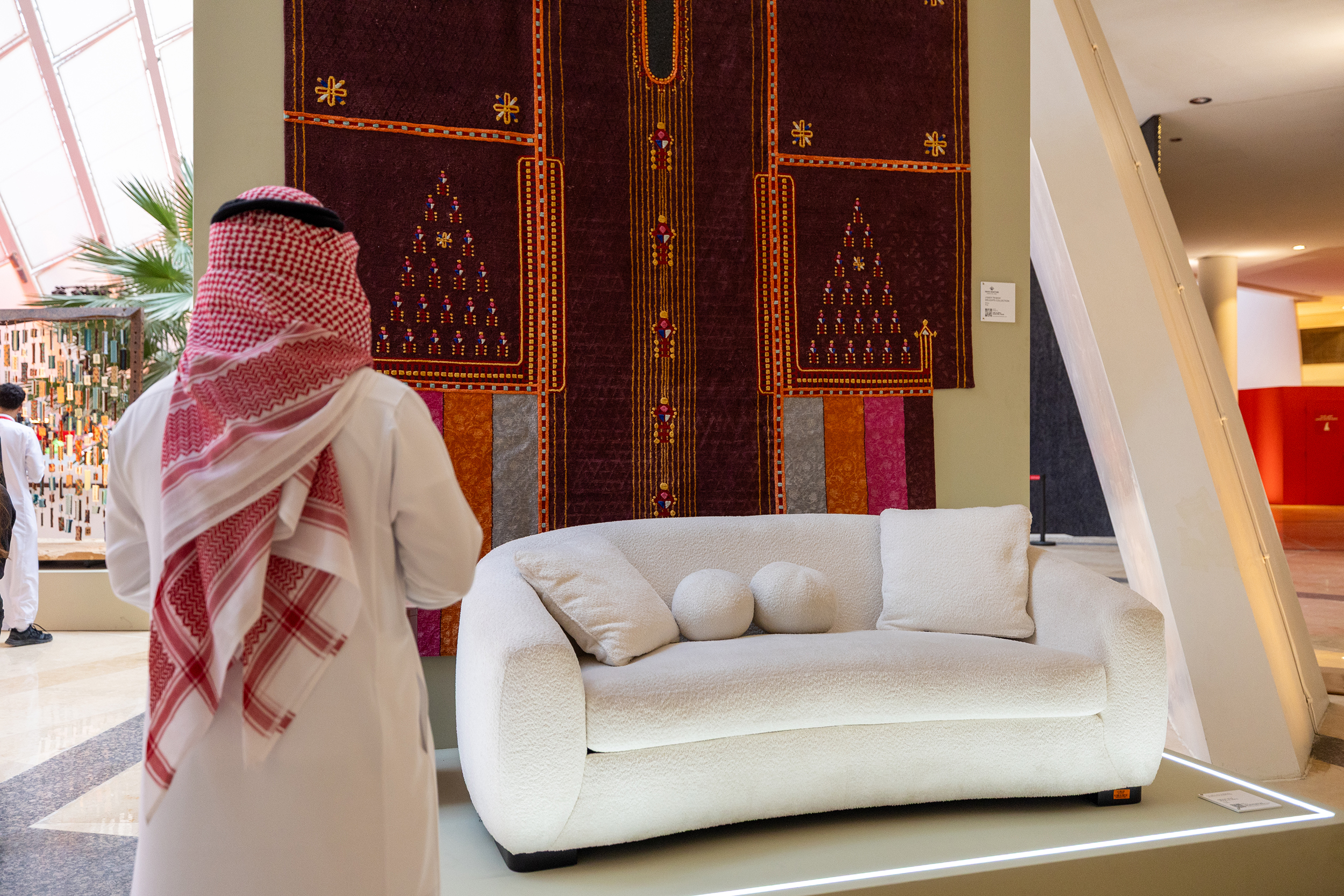 اليوم الوطني السعودي يحتفي بالتراث في تعبير معاصر اليوم الوطني السعودي يحتفي بالتراث في تعبير معاصر