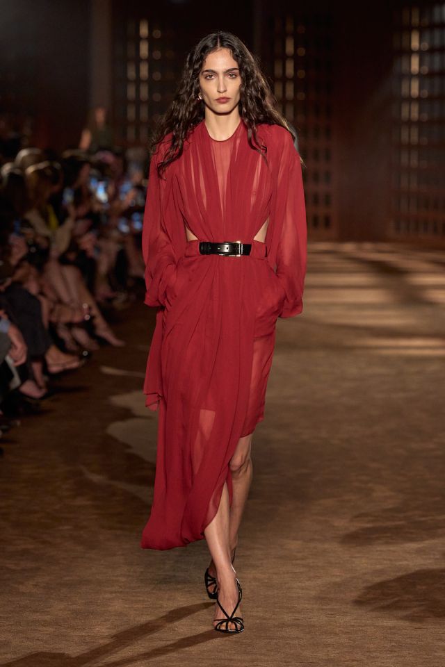 من مجموعة أزياء  Ferragamo لربيع وصيف 2027