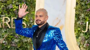 رامز جلال يمازح متابعيه بصور مع نجوم بوليوود: المطرب رامز خان (فيديو)