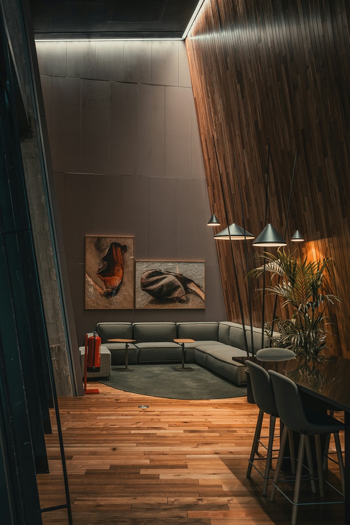 تصميم خشبي بدرجات داكنة تصميم خشبي بدرجات داكنة