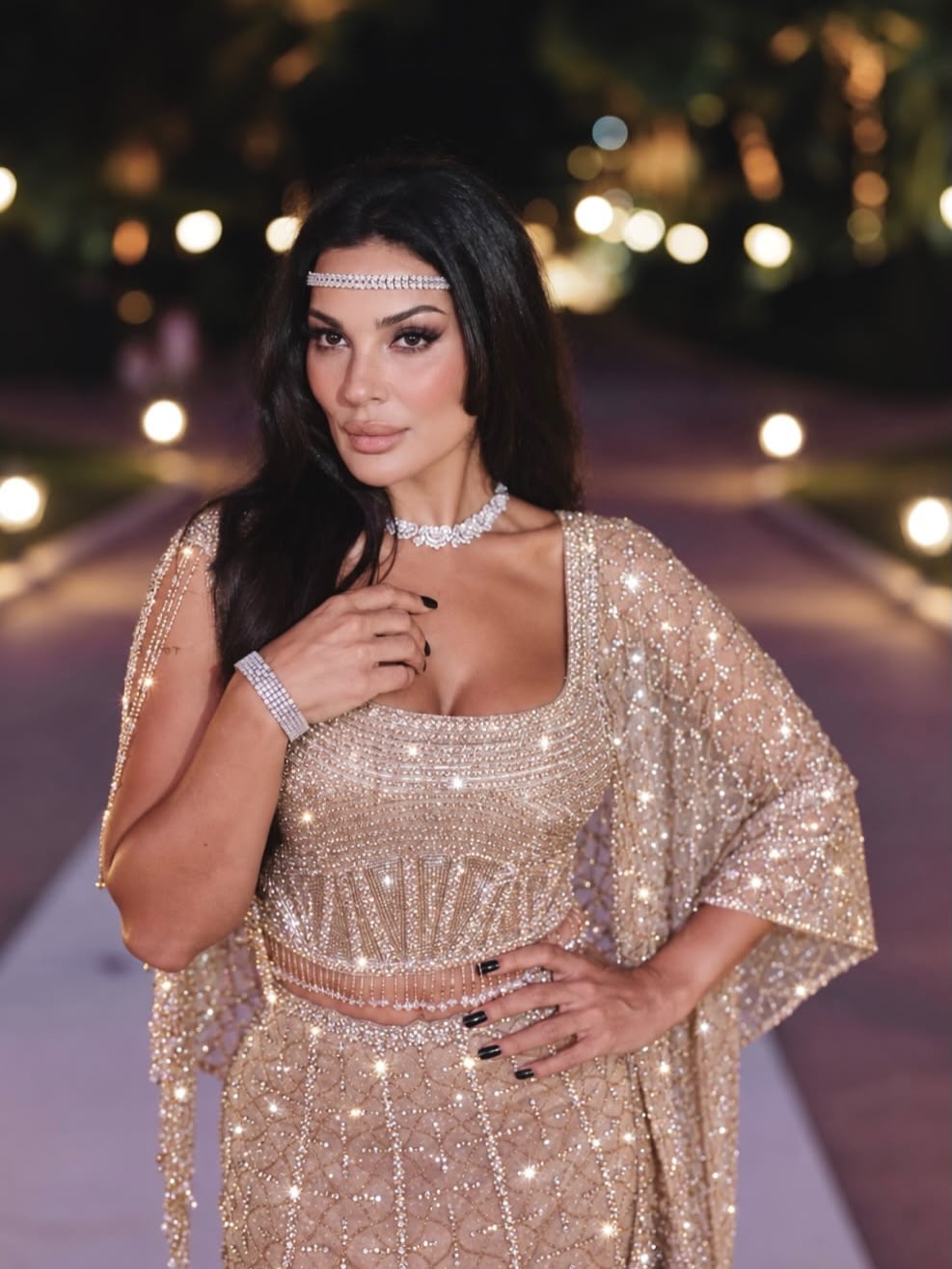 نادين نسيب نجيم تتألق بمجوهرات شوبارد