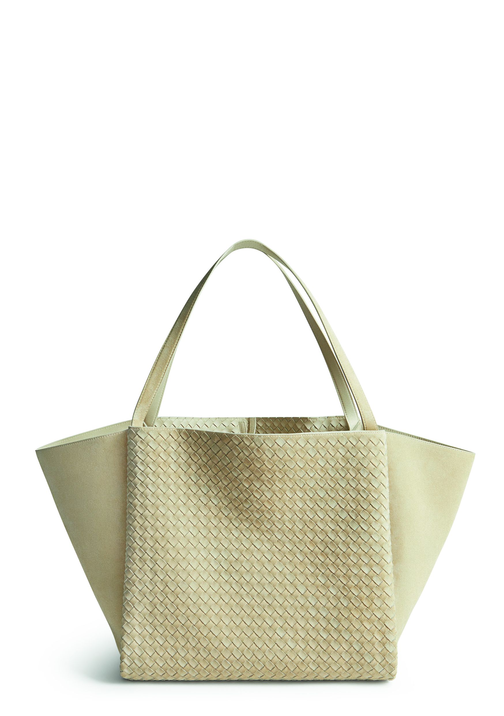 Corso من Bottega Veneta، تصميم بسيط بتفاصيل استثنائية