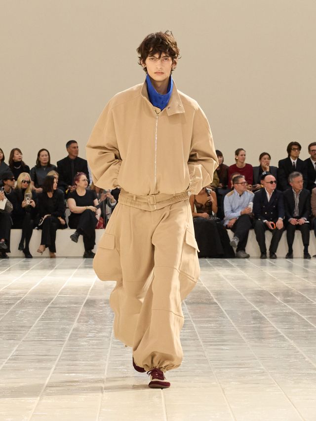 من مجموعة أزياء Balenciaga لصيف 2027