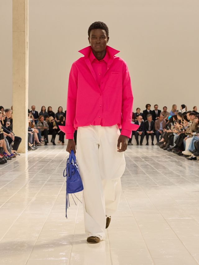 من مجموعة أزياء Balenciaga لصيف 2027