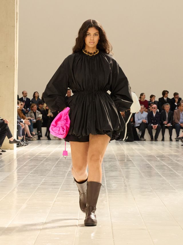 من مجموعة أزياء Balenciaga لصيف 2027