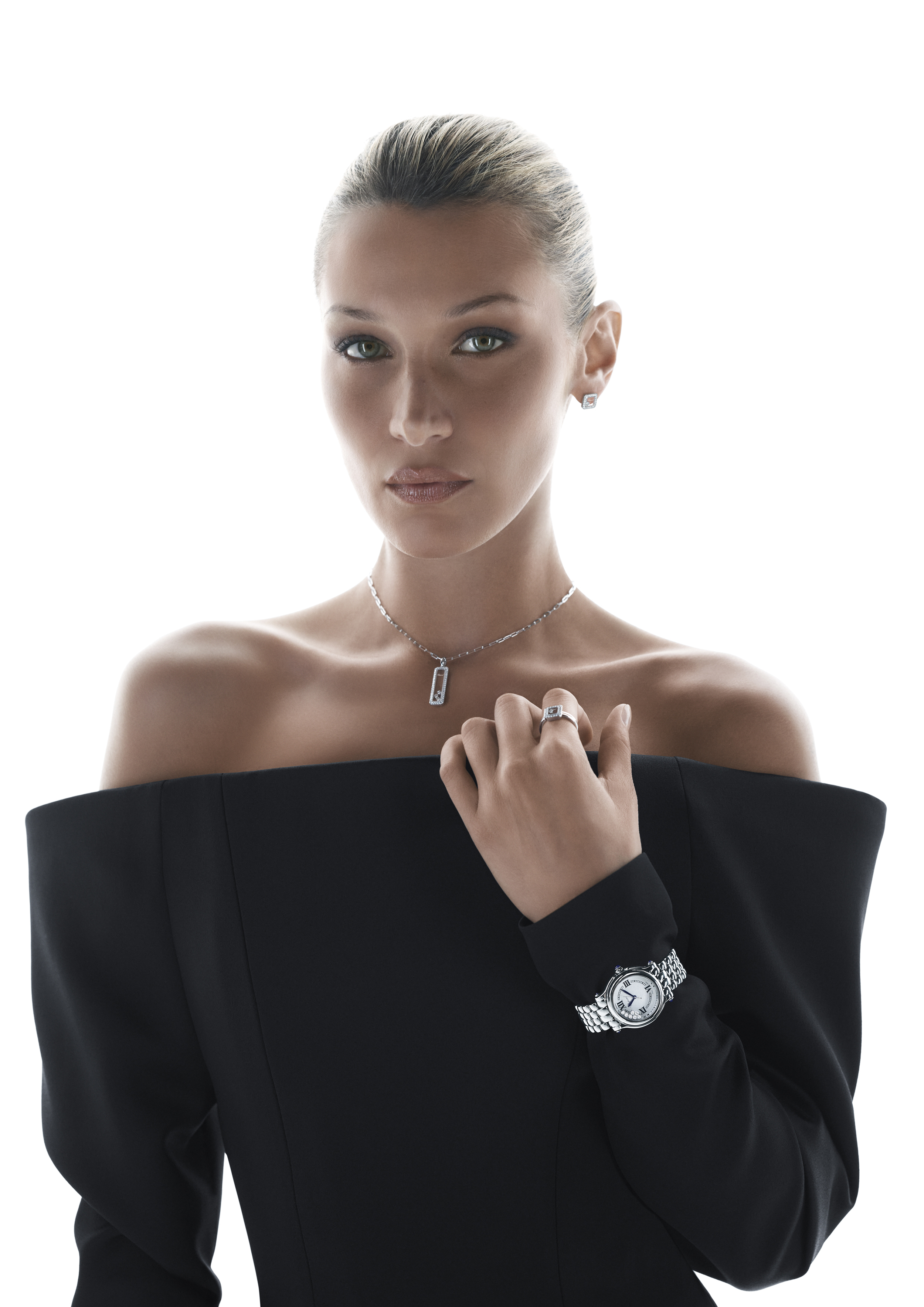بيلا حديد تتألّق بمجوهرات Happy Diamonds من Chopard بيلا حديد تتألّق بمجوهرات Happy Diamonds من Chopard