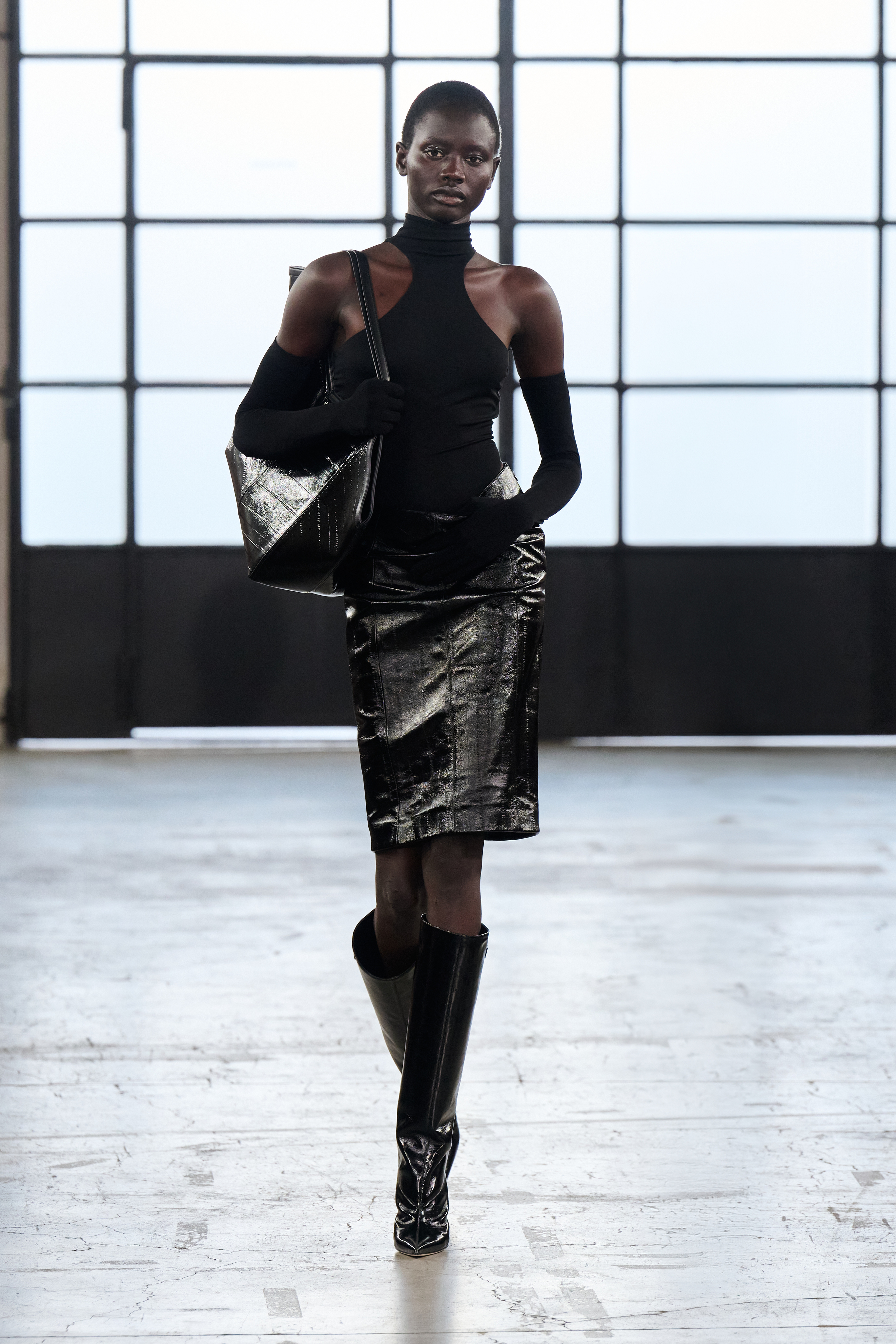 من عرض أزياء Elisabetta Franchi لربيع وصيف 2027 من عرض أزياء Elisabetta Franchi لربيع وصيف 2027