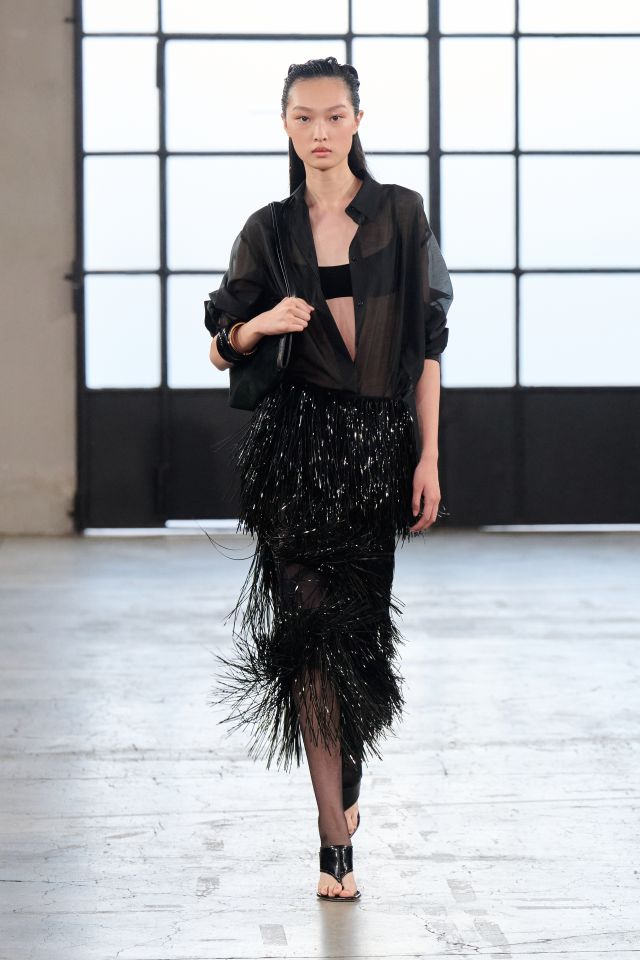 من عرض أزياء Elisabetta Franchi لربيع وصيف 2027