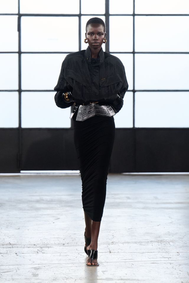 من عرض أزياء Elisabetta Franchi لربيع وصيف 2027