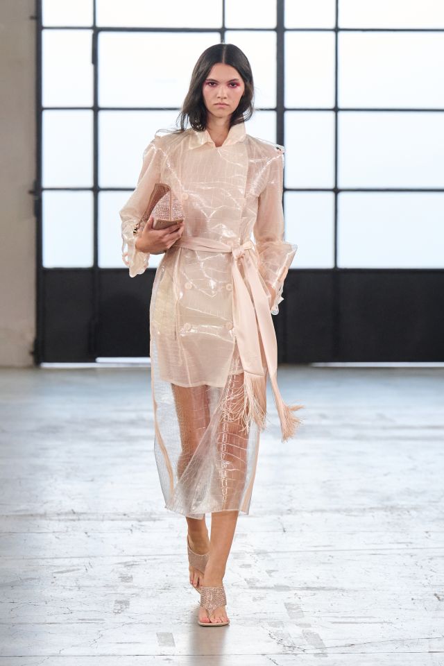 من عرض أزياء Elisabetta Franchi لربيع وصيف 2027