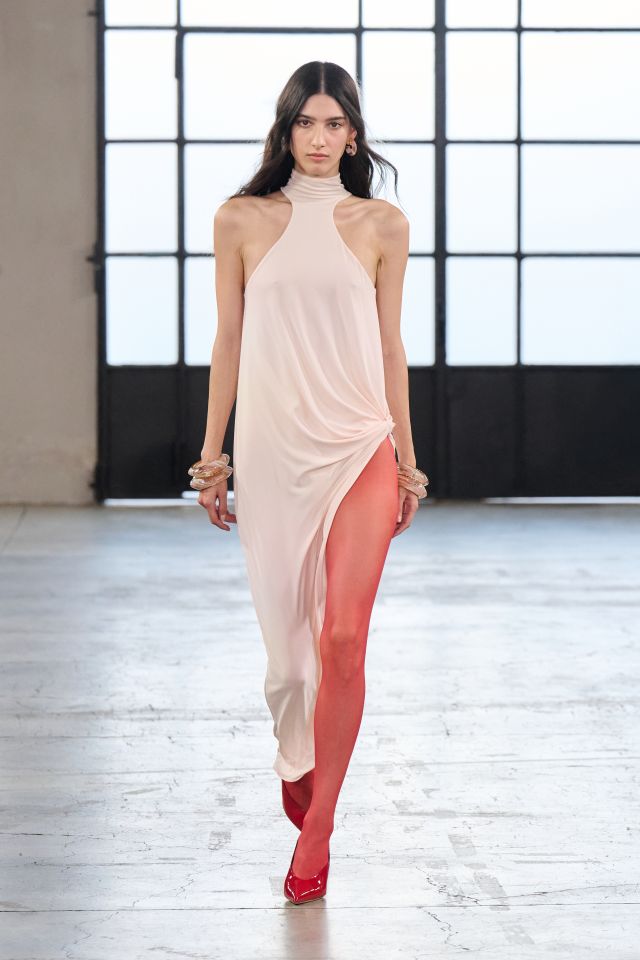 من عرض أزياء Elisabetta Franchi لربيع وصيف 2027
