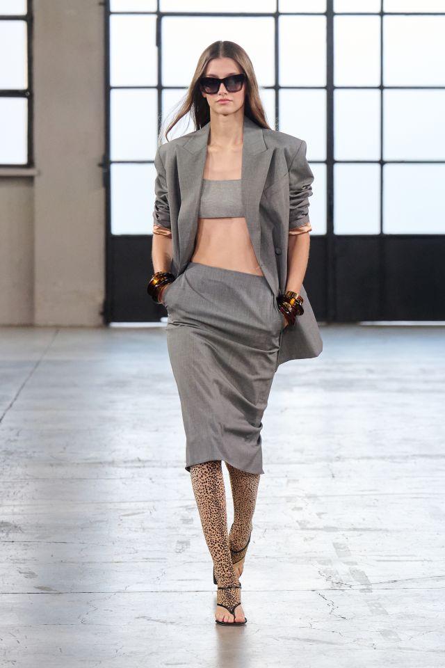 من عرض أزياء Elisabetta Franchi لربيع وصيف 2027