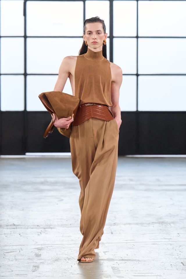 من عرض أزياء Elisabetta Franchi لربيع وصيف 2027