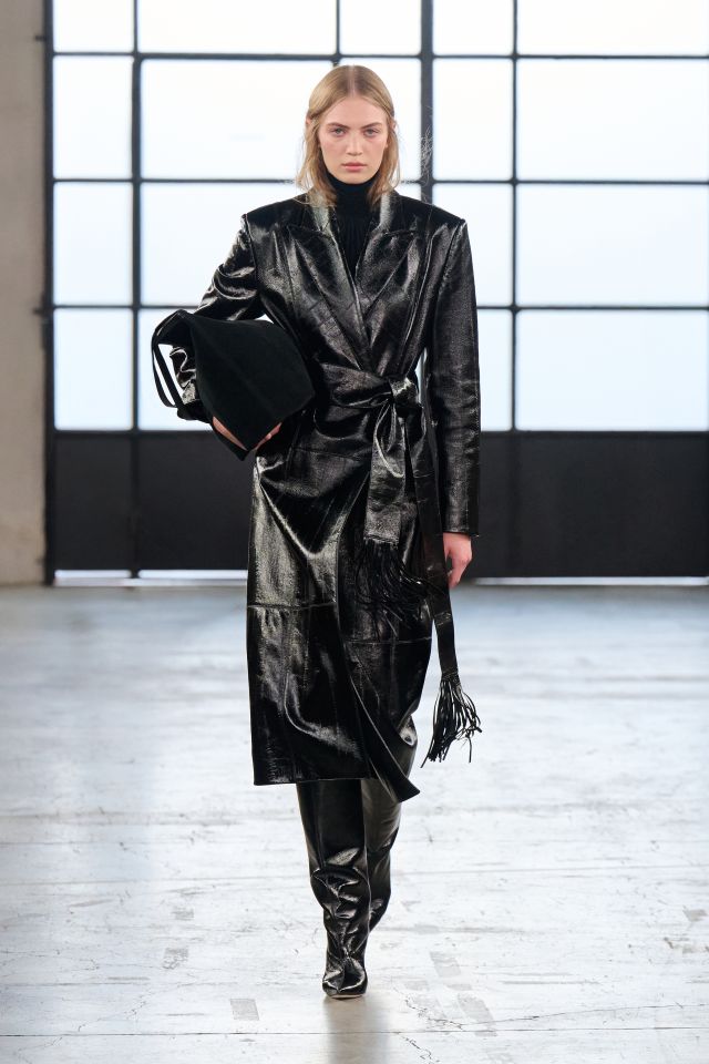 من عرض أزياء Elisabetta Franchi لربيع وصيف 2027