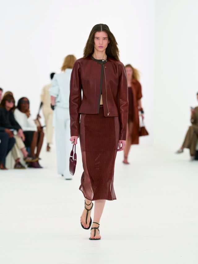 من مجموعة أزياء Hermès لربيع وصيف 2027