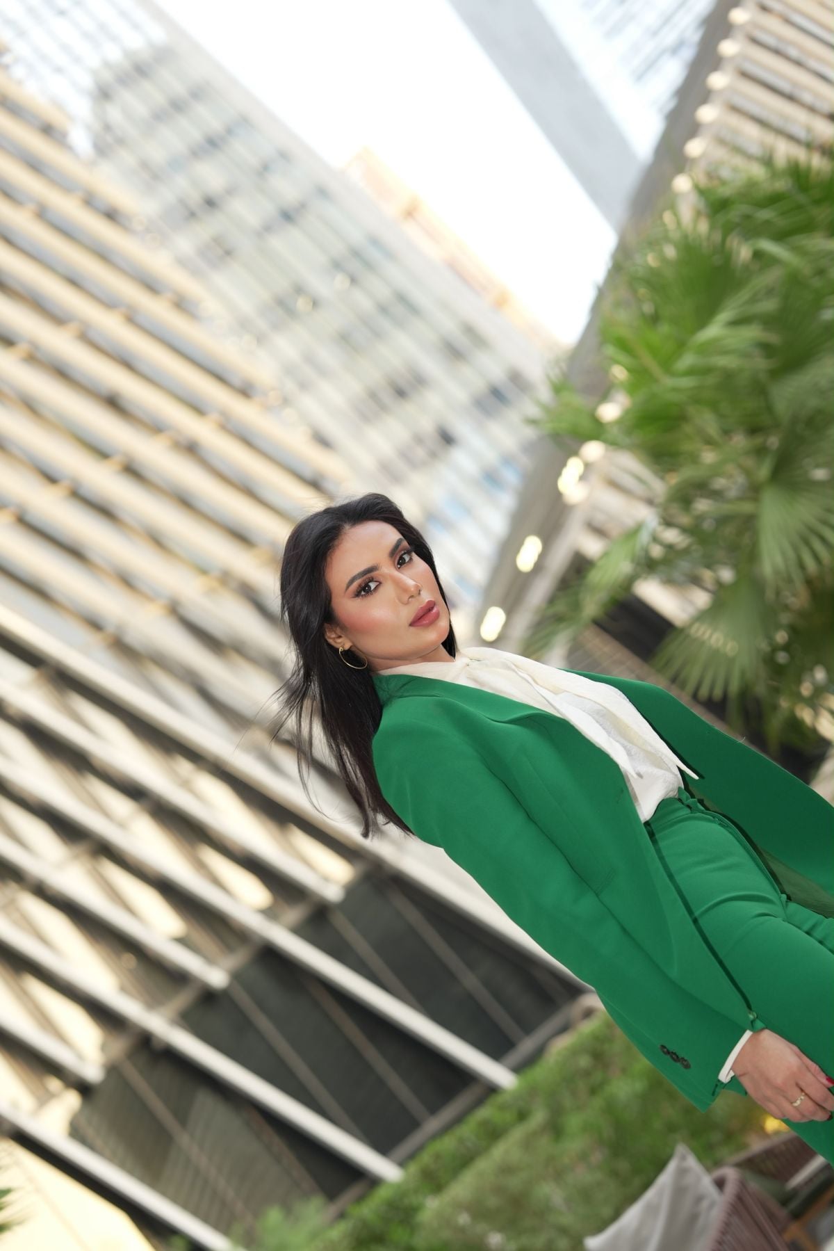 الأخضر يليق بها.. إطلالة لبنى عبد العزيز في اليوم الوطني السعودي
