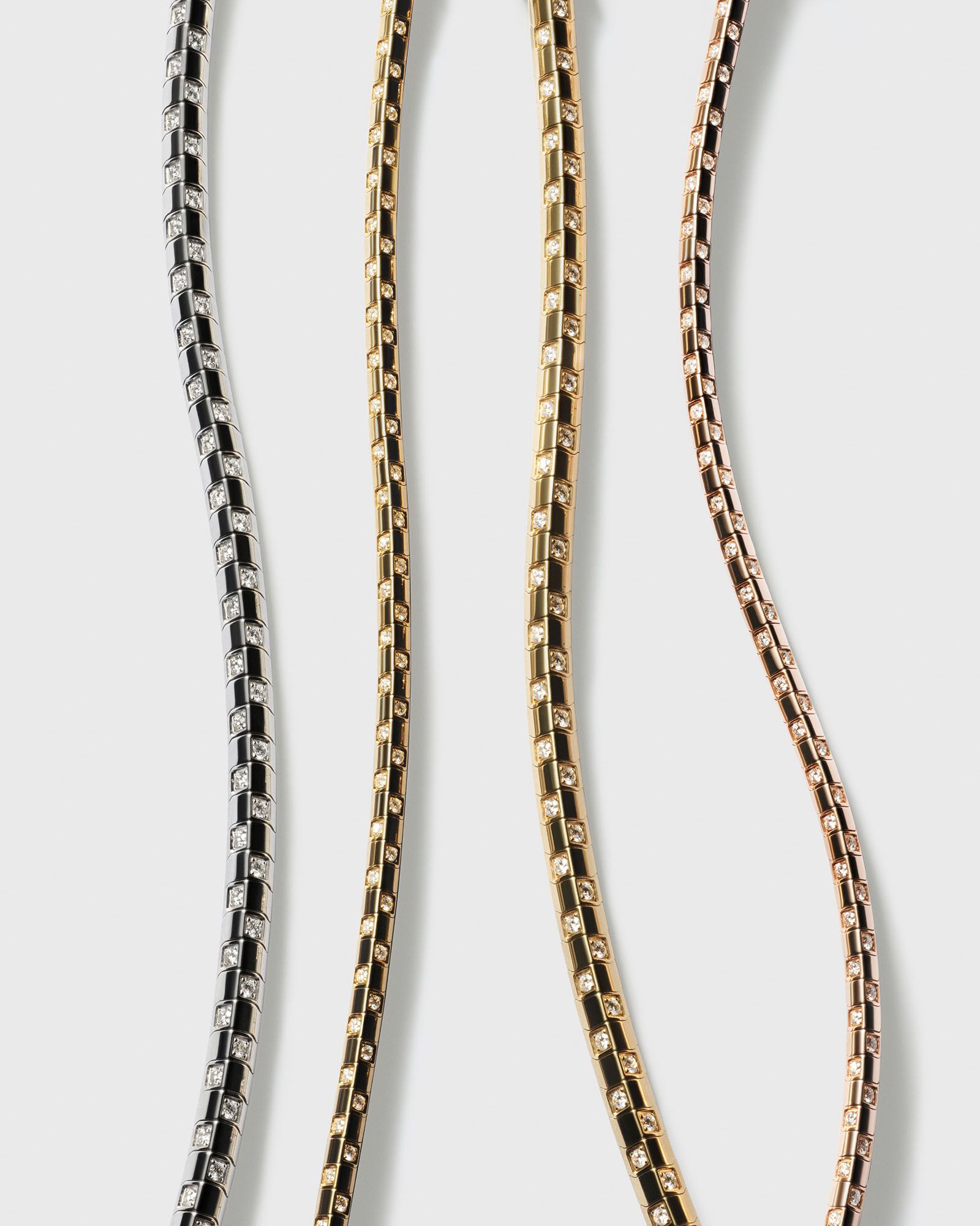 قلادة Le Damier من Louis Vuitton... فخامة متلألئة