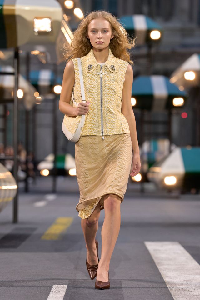 من عرض أزياء LOUIS VUITTON لربيع وصيف 2027