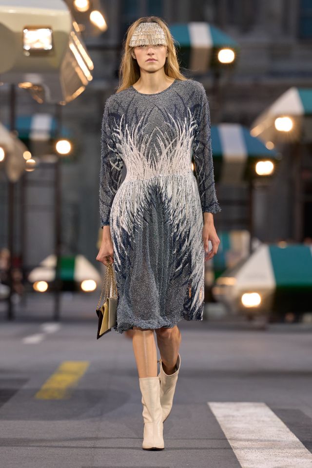 من عرض أزياء LOUIS VUITTON لربيع وصيف 2027
