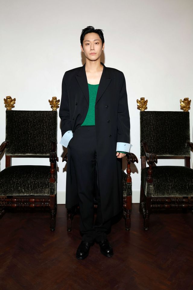 Lee Do-hyun في عشاء Prada لمجموعة ربيع وصيف 2027