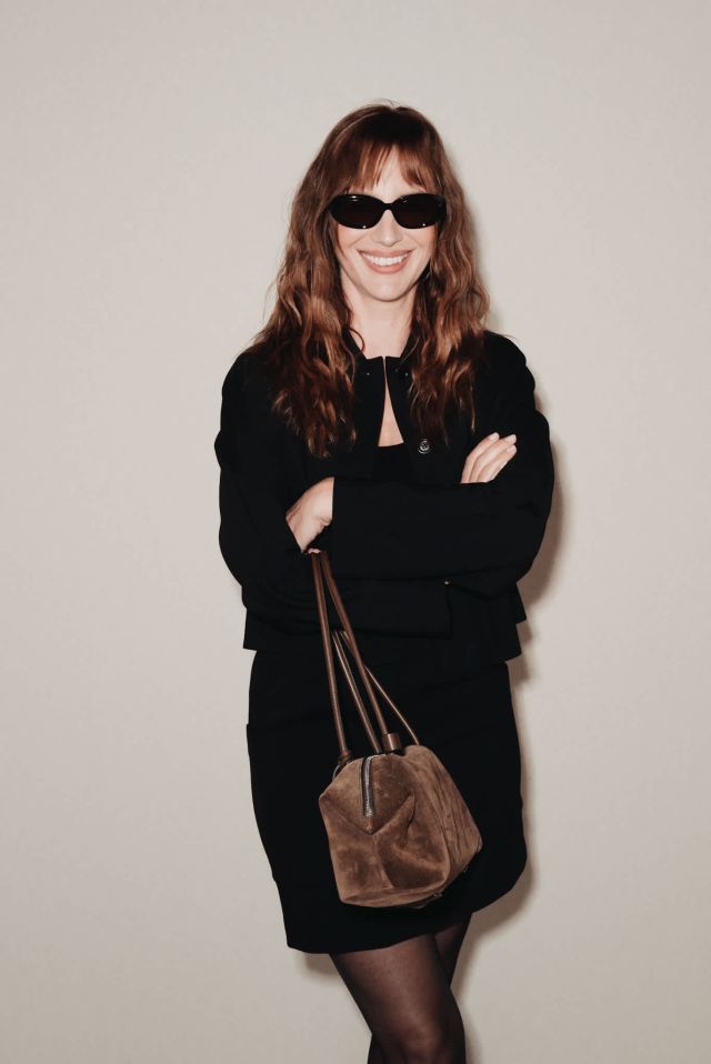Louise Bourgoin في عرض Max Mara لربيع وصيف 2027