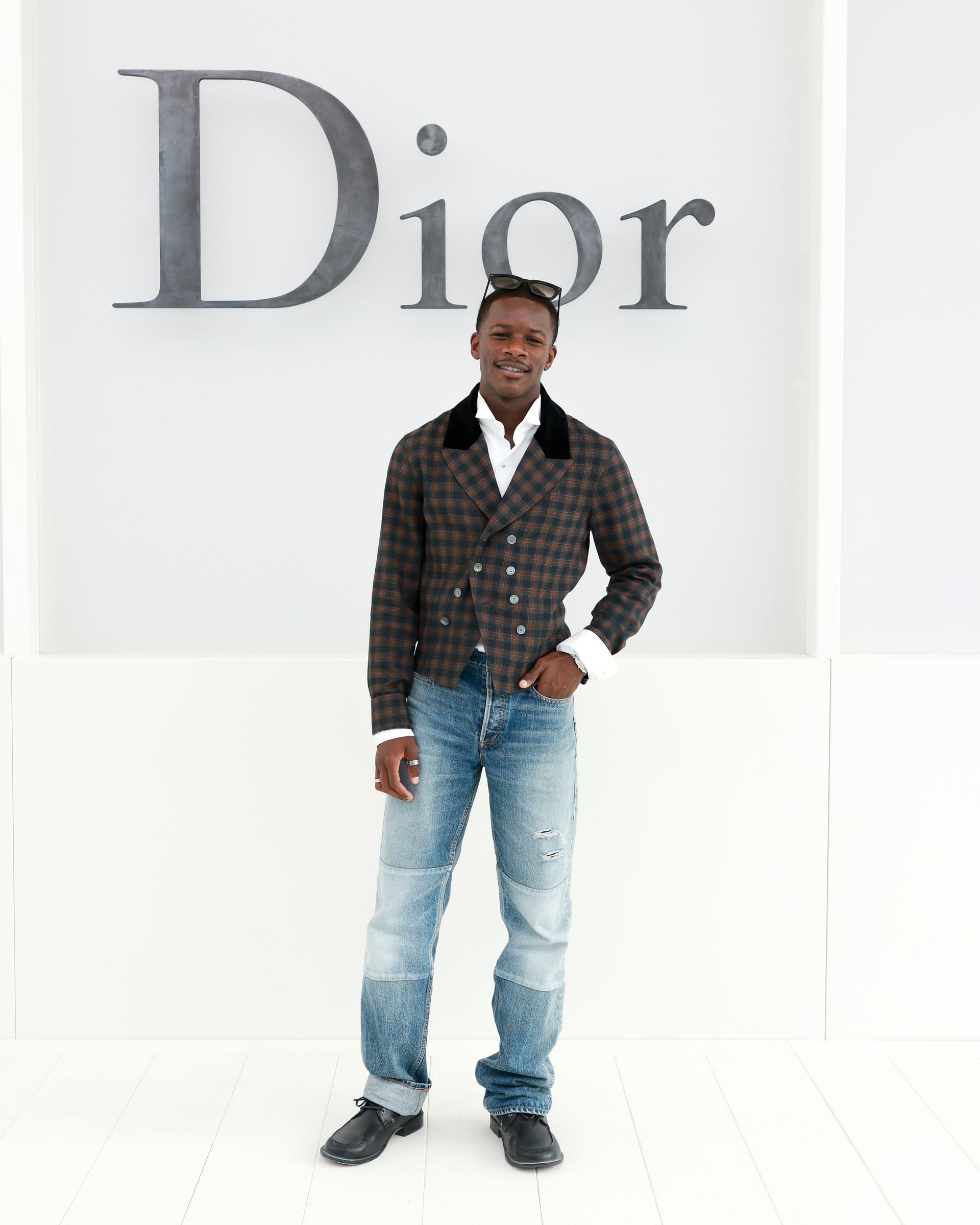 Mamadou Sidibe في عرض Dior لصيف 2027