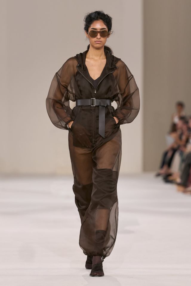 حضور متجدّد يختصر أناقة ربيع وصيف 2027 من Max Mara