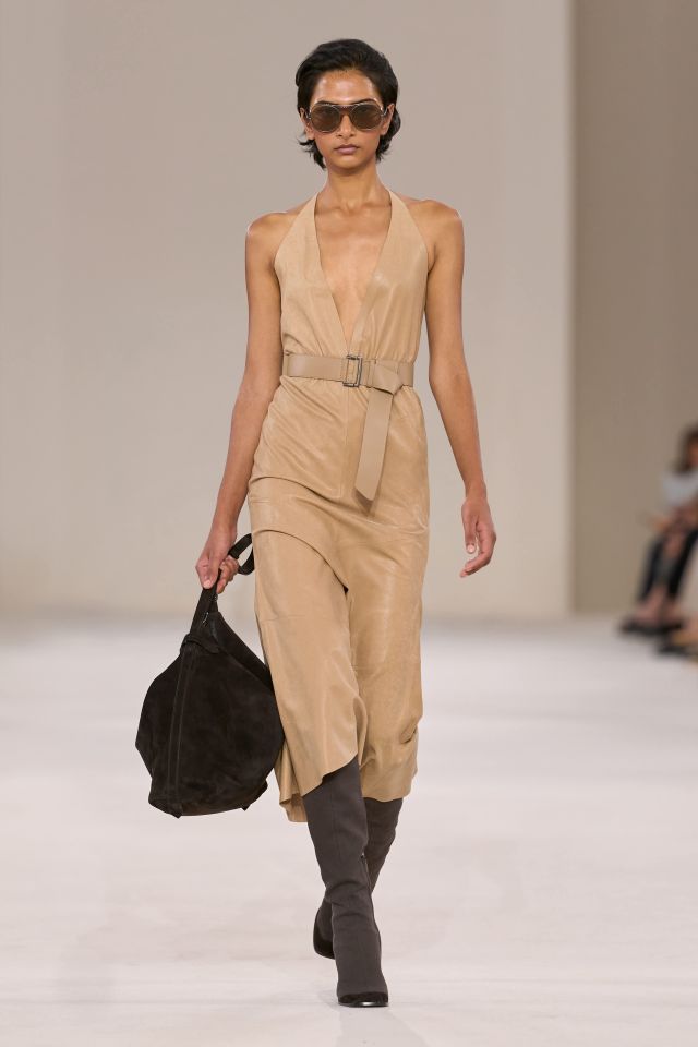 أناقة ناعمة تتناغم مع روح الربيع من Max Mara