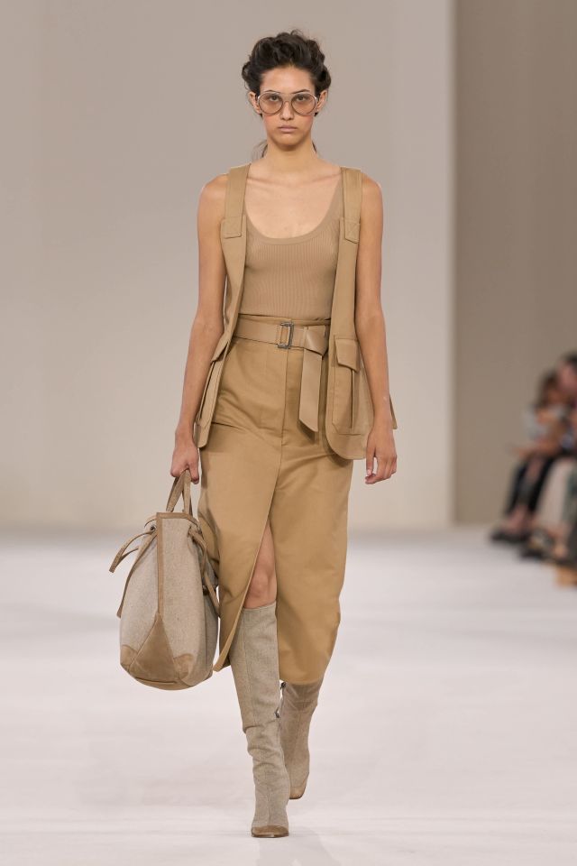 أسلوب أنيق يترجم جمال البساطة مع Max Mara