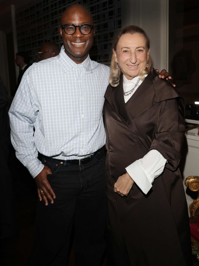 Miuccia Prada وBerry Jenkins في عشاء Prada لمجموعة ربيع وصيف 2027