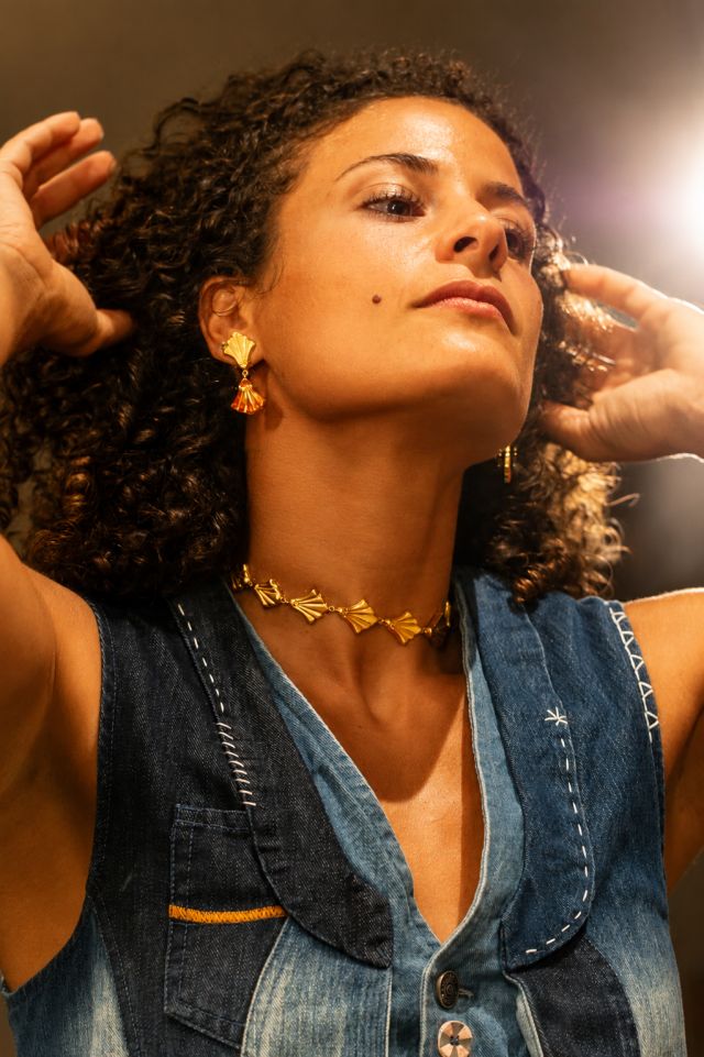 ميار شريف تتزيّن بتصاميم Nado’s Jewellery