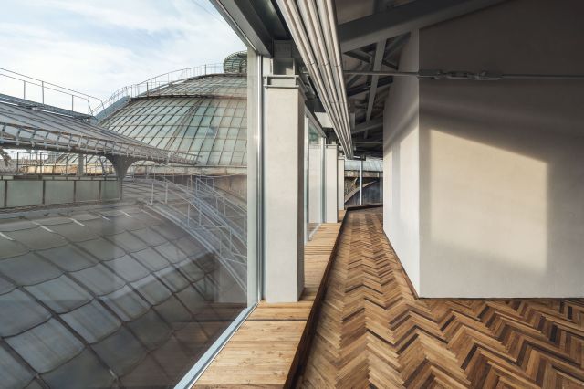 تجربة فنية معاصرة في Osservatorio Fondazione Prada